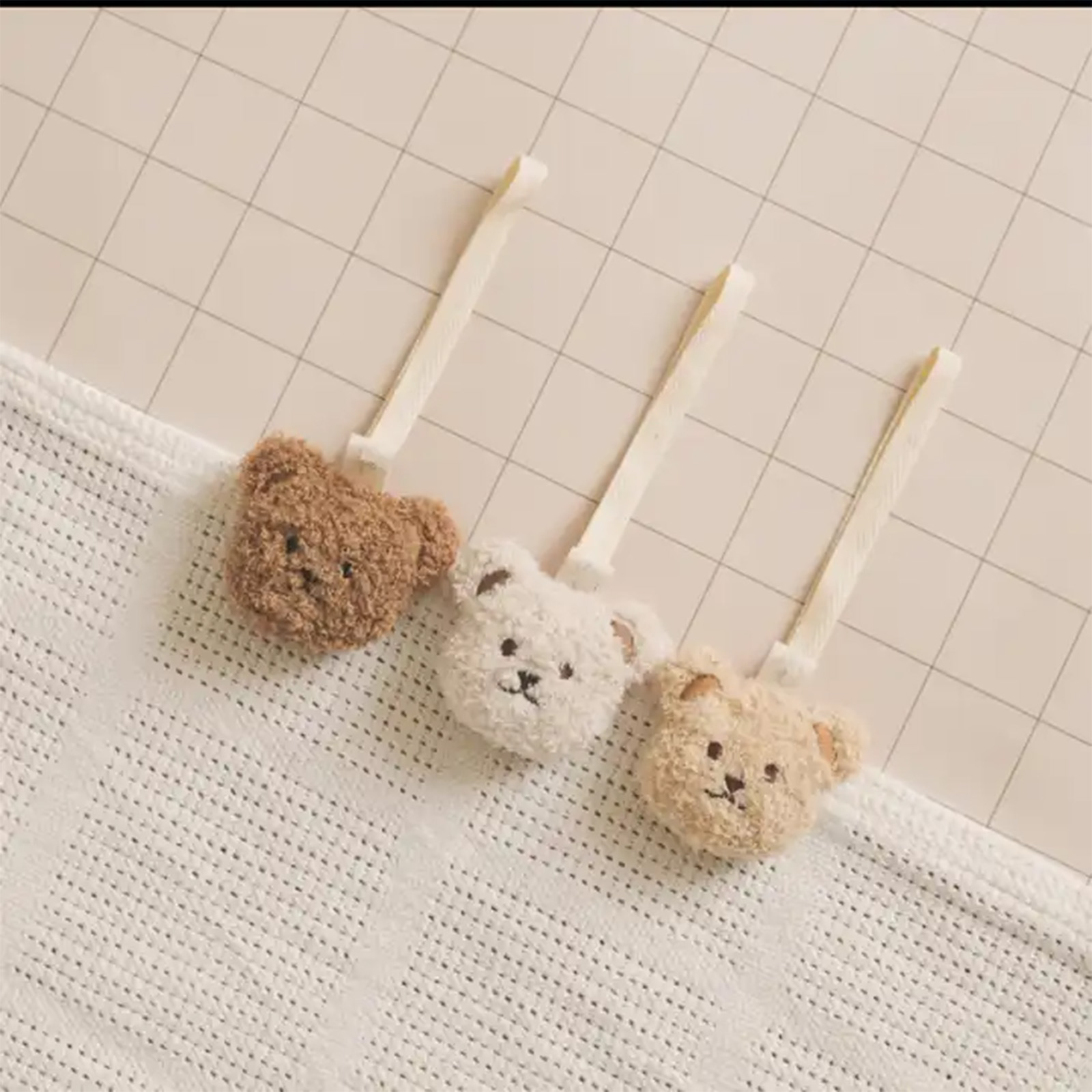 Fashion Teddy Pacifier Holder  - đánh giá và giá Baby Products Nipples